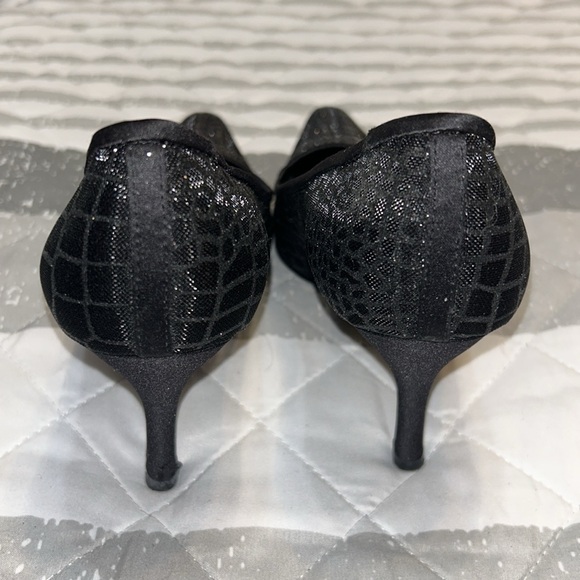 {Metaphor} Black Textured Pointed-Toe Heels/Kitten Heels – Size 7 – New in Box - Picture 8 of 11